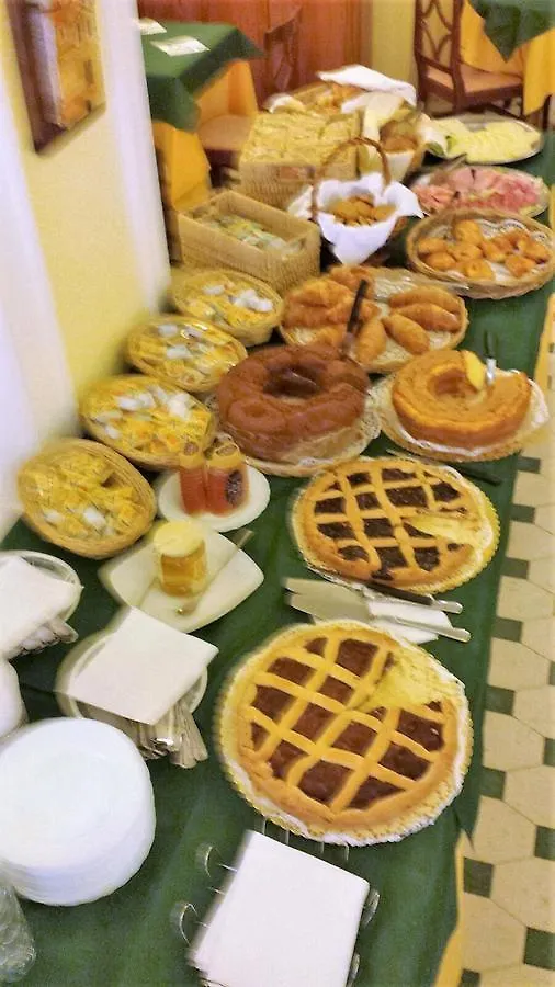 Hotel Arno Chianciano Terme 3*,